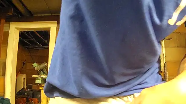 Snapshot of Bigoleslong98765 chatting on October 16, 2025, 5:19 am Bigoleslong98765 online show from October 16, 2025, 5:19 am