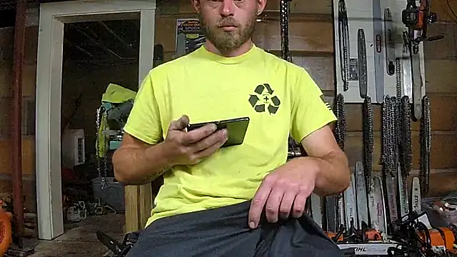 Snapshot of Bigoleslong98765 chatting on October 19, 2025, 6:19 pm Bigoleslong98765 online show from October 19, 2025, 6:19 pm