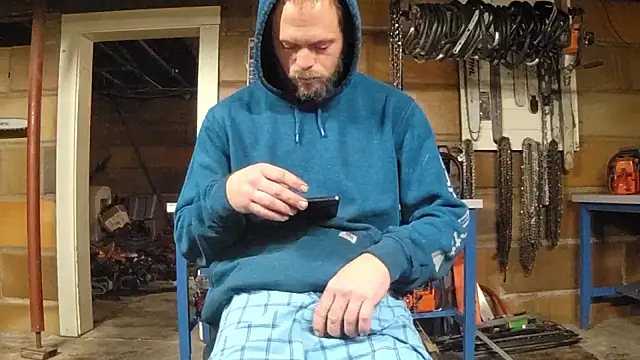 Snapshot of Bigoleslong98765 chatting on November 28, 2025, 4:37 am Bigoleslong98765 online show from November 28, 2025, 4:37 am