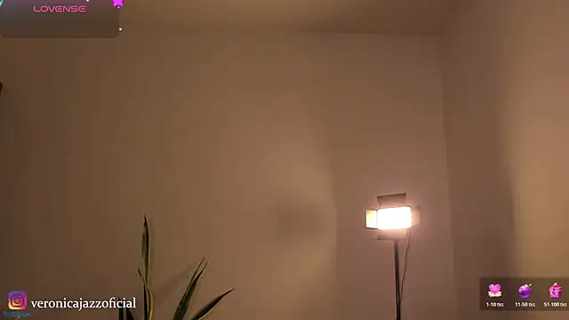 Veronicajazz online show from January 14, 2026, 4:01 pm