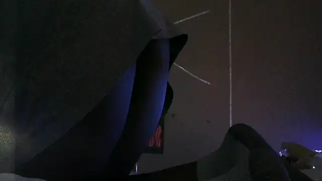 Snapshot of EbonyFetishQueen chatting on November 3, 2025, 4:30 pm EbonyFetishQueen online show from November 3, 2025, 4:30 pm