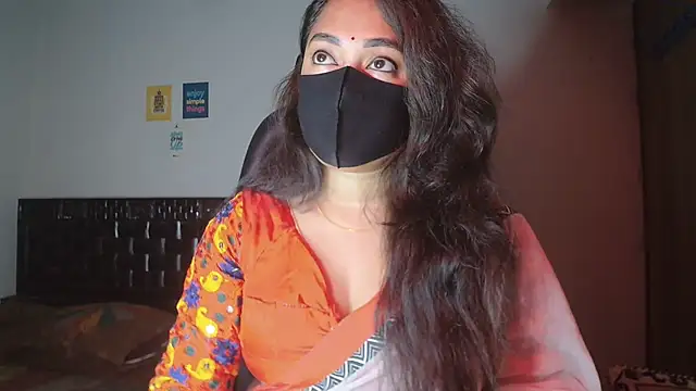 Most-Beautiful-Queen online show from December 14, 2025, 7:18 pm