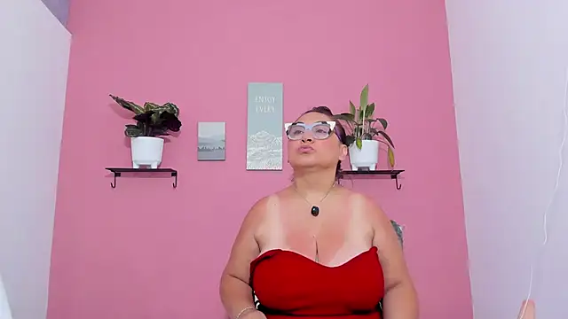 Karo 11  online show from September 30, 2025, 8:52 am