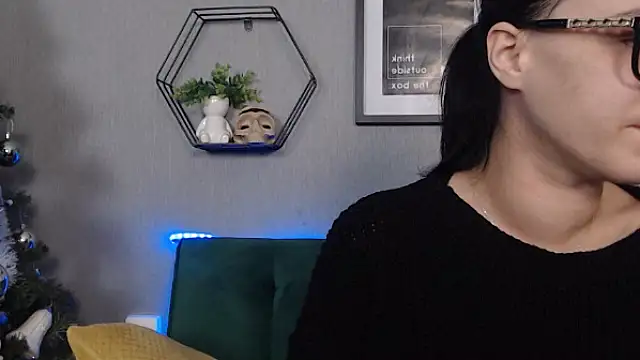 IzabelllNoir online show from January 13, 2025, 8:47 am