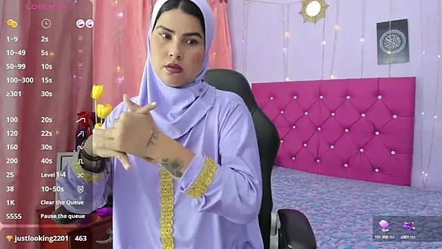 AishaAmin  online show from December 13, 2024, 4:05 pm