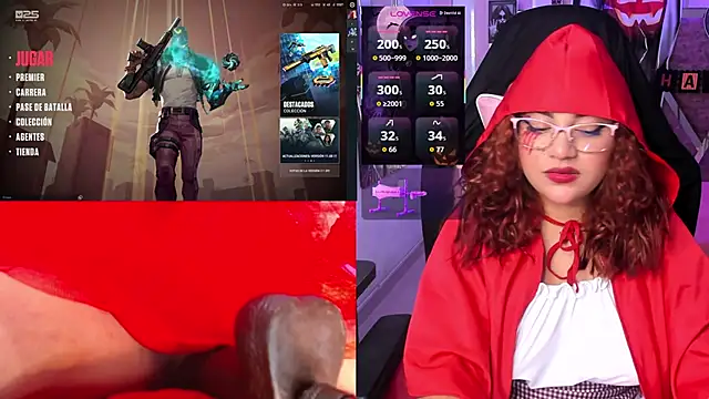 PetiteSophie  online show from October 31, 2025, 3:13 pm