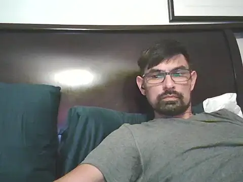 spence204011 online show from November 8, 2025, 2:56 am