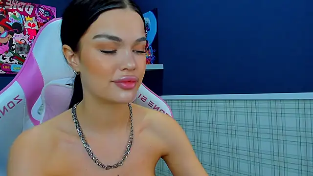 Angel Sapphire  online show from December 6, 2024, 11:22 am