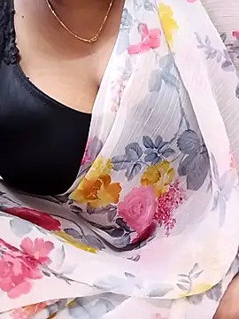 Snapshot of Rexx05@xh chatting on November 3, 2025, 2:02 am Rexx05xh online show from November 3, 2025, 2:02 am