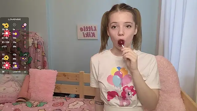 PrincessLittleKiki online show from October 9, 2025, 7:06 am