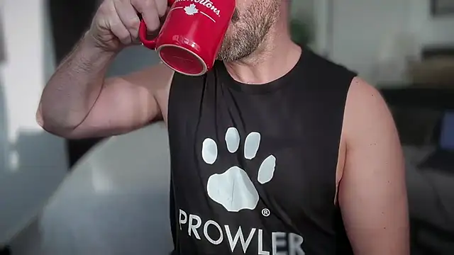 Mr Beef online show from December 15, 2025, 9:57 am