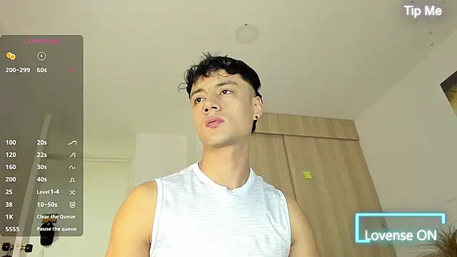 Snapshot of Sebastian-Dash chatting on November 19, 2025, 11:05 pm Sebastian-Dash online show from November 19, 2025, 11:05 pm