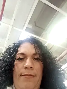 Snapshot of Aliciia_cute1 chatting on December 20, 2025, 7:54 pm Aliciia cute1 online show from December 20, 2025, 7:54 pm