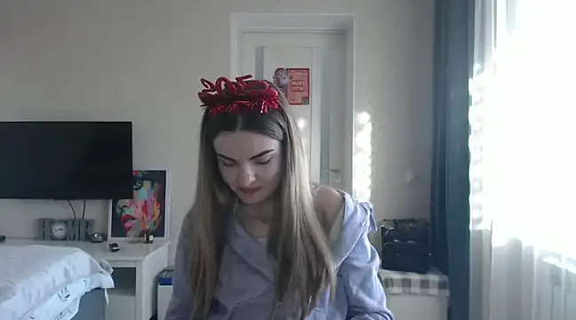 Snapshot of _JustmeHere_ chatting on January 1, 2025, 12:44 pm JustmeHere online show from January 1, 2025, 12:44 pm