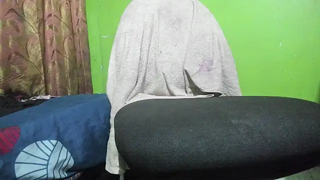 Brenda Smith69 online show from November 20, 2025, 8:41 pm