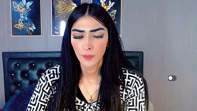 Snapshot of Evelynn_sex_ chatting on December 3, 2024, 12:49 pm Evelynn sex online show from December 3, 2024, 12:49 pm