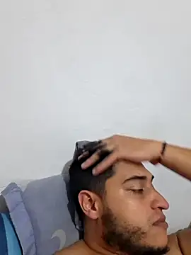 Juanhots online show from April 5, 2026, 7:11 pm