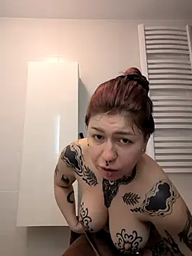 divine eve online show from November 27, 2025, 3:36 pm