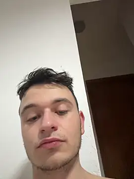 Snapshot of Kosty61_ chatting on January 31, 2026, 10:19 pm Kosty61 online show from January 31, 2026, 10:19 pm