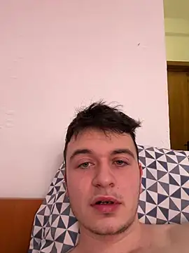 Snapshot of Kosty61_ chatting on February 9, 2026, 10:52 am Kosty61 online show from February 9, 2026, 10:52 am