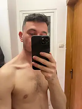 Snapshot of Kosty61_ chatting on February 14, 2026, 10:34 am Kosty61 online show from February 14, 2026, 10:34 am