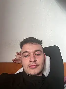 Snapshot of Kosty61_ chatting on March 18, 2026, 12:19 pm Kosty61 online show from March 18, 2026, 12:19 pm