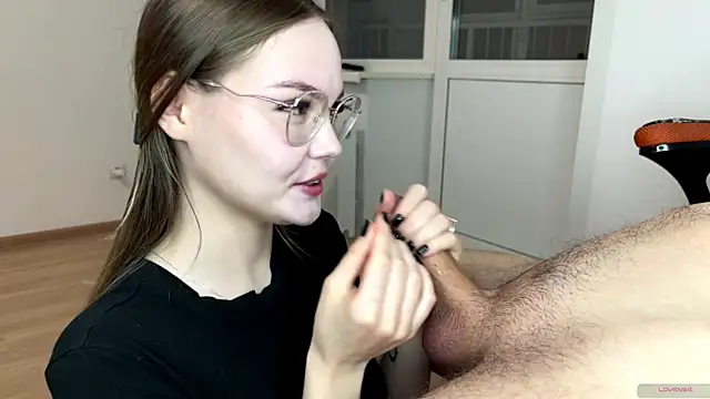 Snapshot of sexstar_lif3style chatting on November 14, 2025, 5:44 pm sexstar lif3style online show from November 14, 2025, 5:44 pm