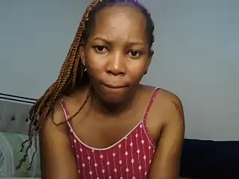 Petitiebooty online show from February 3, 2025, 7:18 am