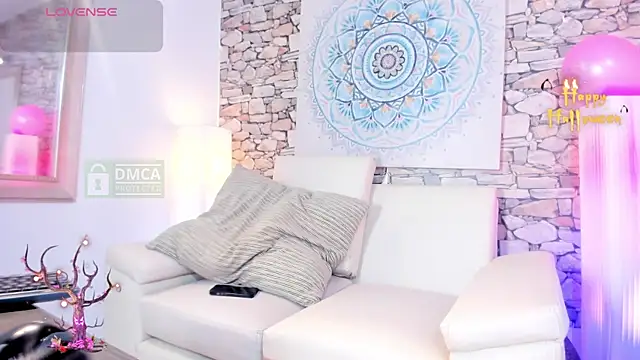 Jhonny-Blake online show from October 11, 2025, 9:24 pm