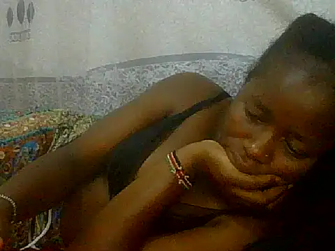 pretty nanah online show from September 28, 2025, 9:42 pm