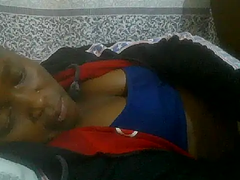 pretty nanah online show from October 17, 2025, 2:52 pm