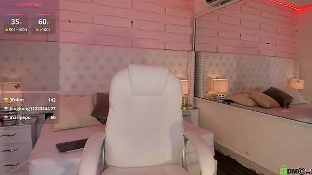 Snapshot of Yaaky_ chatting on January 28, 2025, 11:07 pm Yaaky online show from January 28, 2025, 11:07 pm