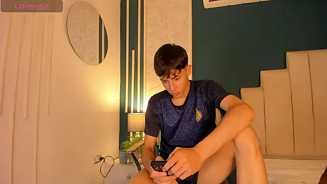 Snapshot of AlessandroDybala chatting on January 29, 2025, 4:08 pm AlessandroDybala online show from January 29, 2025, 4:08 pm