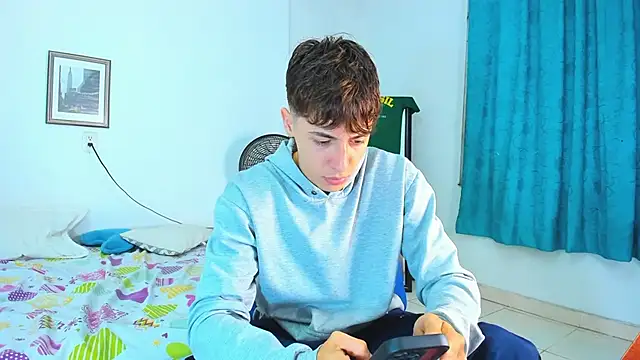 AlessandroDybala online show from April 16, 2026, 12:28 pm