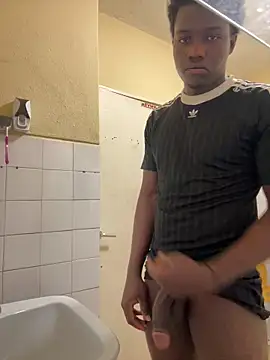 dalton453 online show from December 18, 2025, 12:06 am