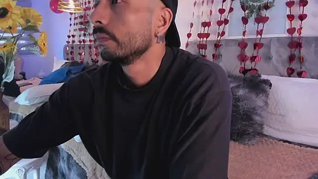 Tom cooper  online show from September 18, 2025, 11:56 am