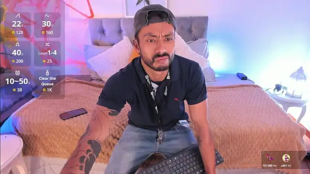 Tom cooper  online show from October 14, 2025, 1:12 pm