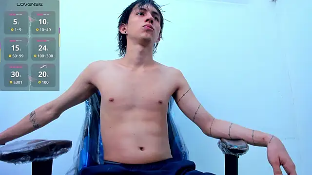 JeanRam18 online show from October 31, 2025, 6:09 pm