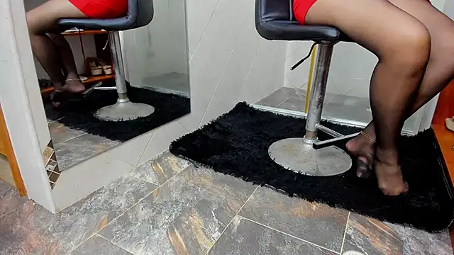 FOXYRIVER  online show from January 25, 2025, 11:23 am