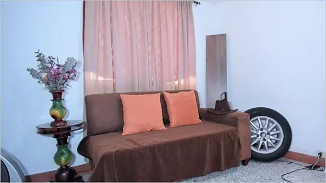 Lauren A online show from October 22, 2025, 2:39 pm