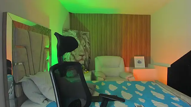 JasperCooper  online show from October 31, 2025, 2:18 pm