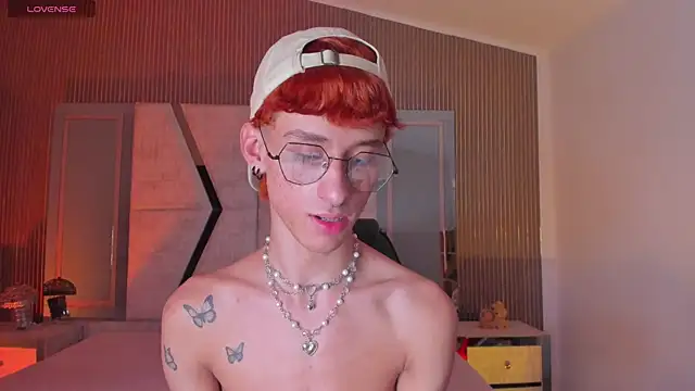 JasperCooper  online show from November 25, 2025, 9:04 pm