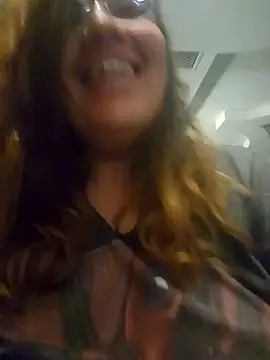 Snapshot of WitchiKitti chatting on September 17, 2025, 5:31 am WitchiKitti online show from September 17, 2025, 5:31 am