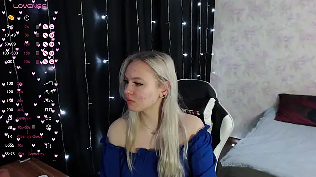 Snapshot of VikaPowers chatting on February 11, 2025, 3:08 am VikaPowers online show from February 11, 2025, 3:08 am