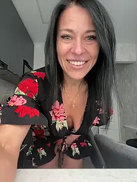 CuteNata online show from October 3, 2025, 11:40 am