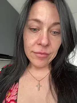 CuteNata online show from June 3, 2026, 12:08 pm