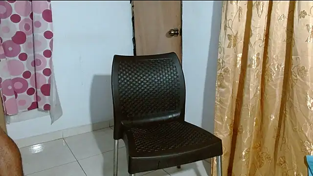 Muscle Brown10 online show from December 10, 2024, 9:23 am