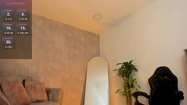 miacoopersx online show from October 14, 2025, 12:50 pm