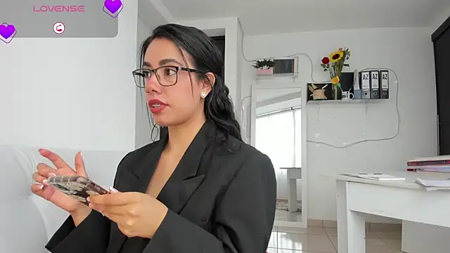 susana monroy online show from March 18, 2026, 6:55 pm