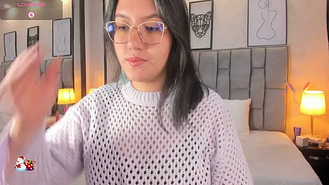 Snapshot of sweet--emily chatting on December 15, 2024, 4:07 am sweet--emily online show from December 15, 2024, 4:07 am